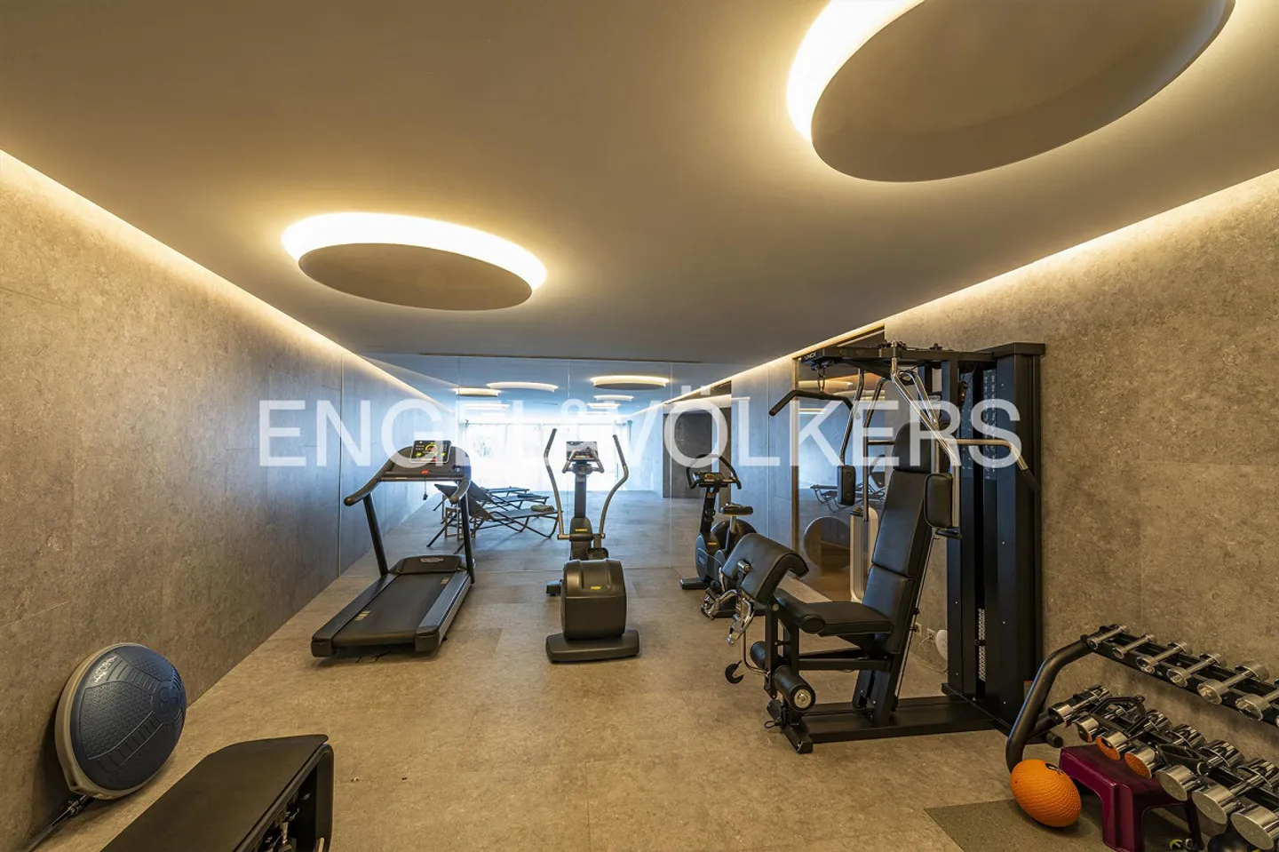 Excellent living quality with premium services - Photo 7 of 7