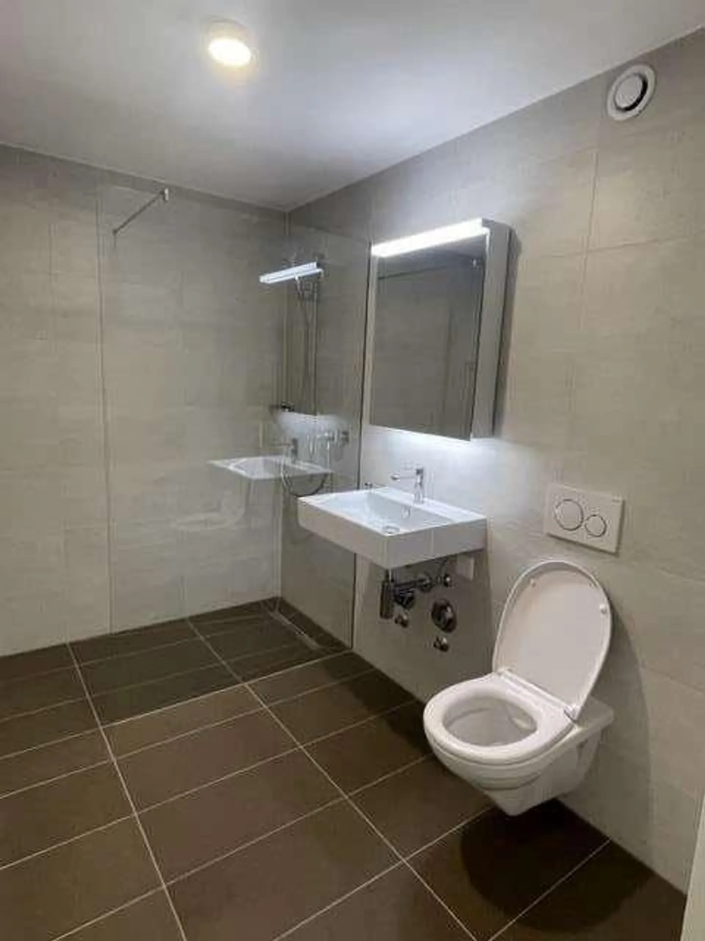 Appartamento moderno 1.5 stanze in posizione centrale - Foto 3 di 3