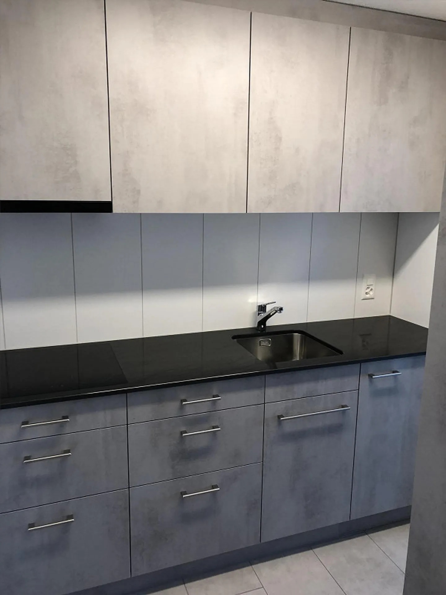 Perfect for singles! - Photo 3 of 7