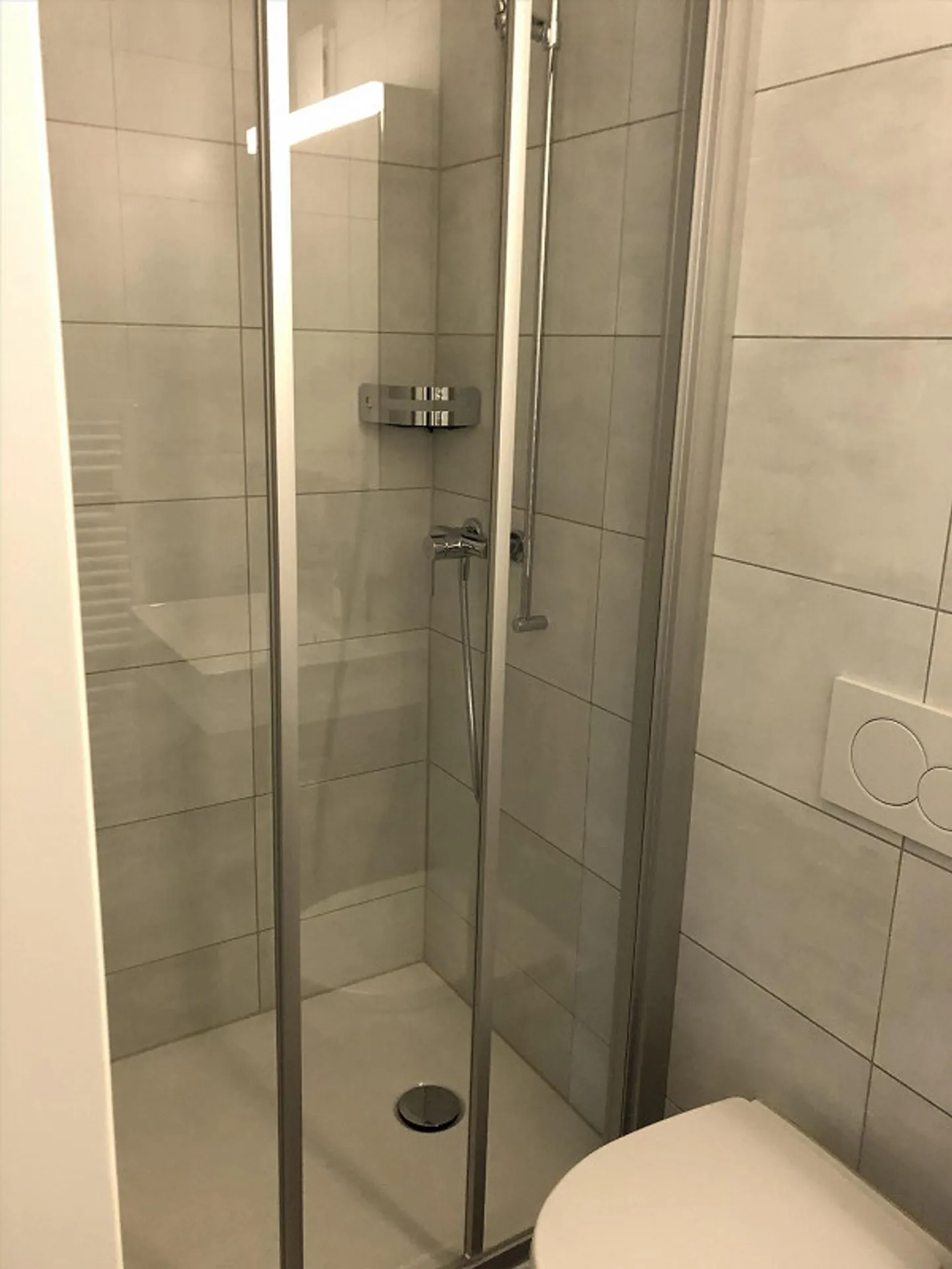 Perfect for singles! - Photo 5 of 7