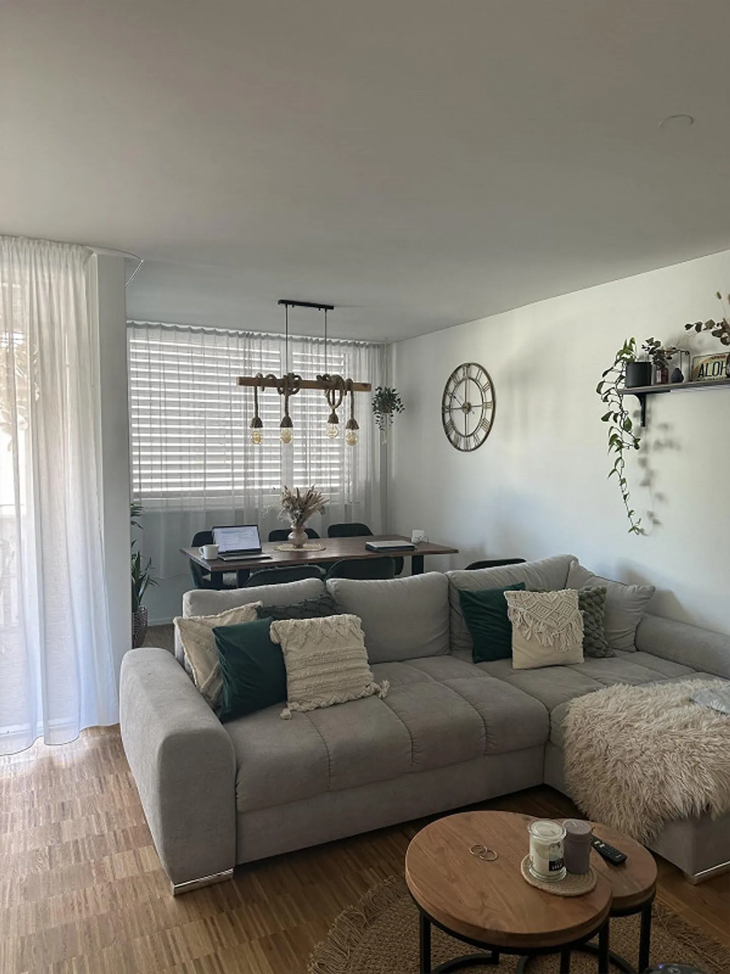 Sublet from November, 2.5 room furnished (min. 8 months) - Photo 2 of 9