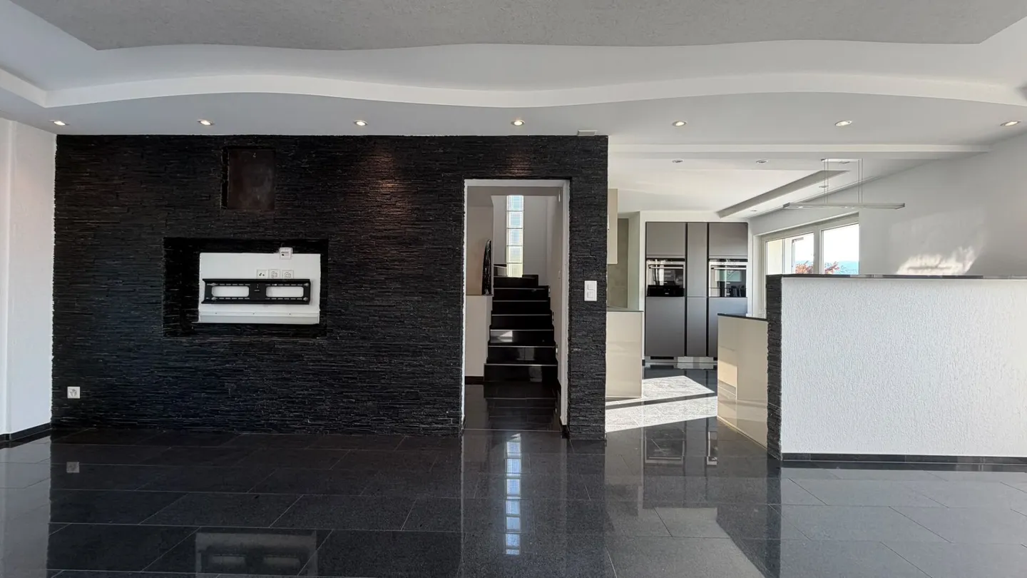 Maison familiale neuve avec vue imprenable - Complètement rénovée - Utilisation polyvalente - Emplacement familial - Photo 6 sur 26