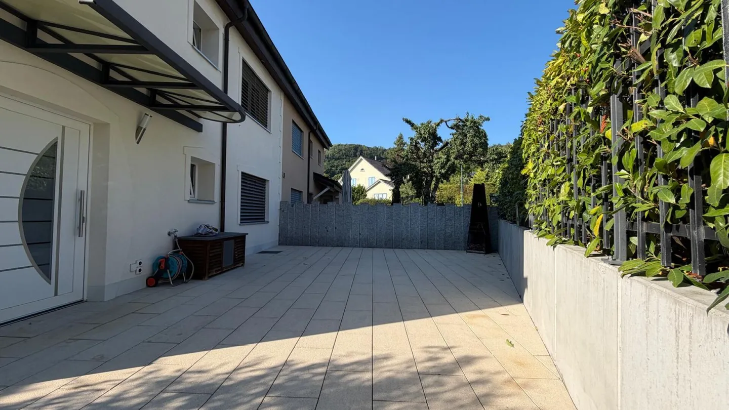 Maison familiale neuve avec vue imprenable - Complètement rénovée - Utilisation polyvalente - Emplacement familial - Photo 23 sur 26