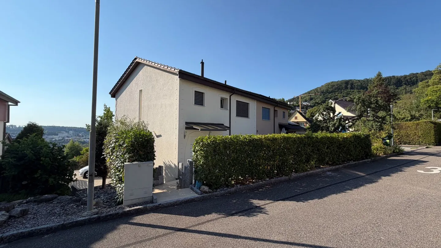 Maison familiale neuve avec vue imprenable - Complètement rénovée - Utilisation polyvalente - Emplacement familial - Photo 25 sur 26