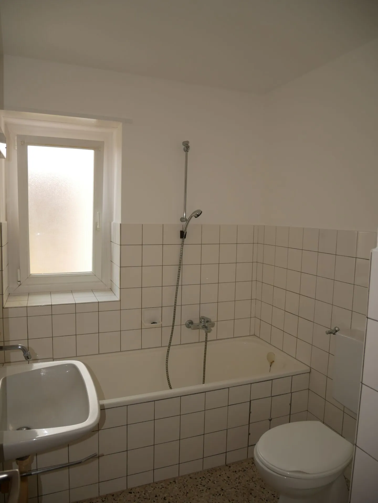 A stone's throw from the train station, 3.5-room apartment - Photo 6 of 8