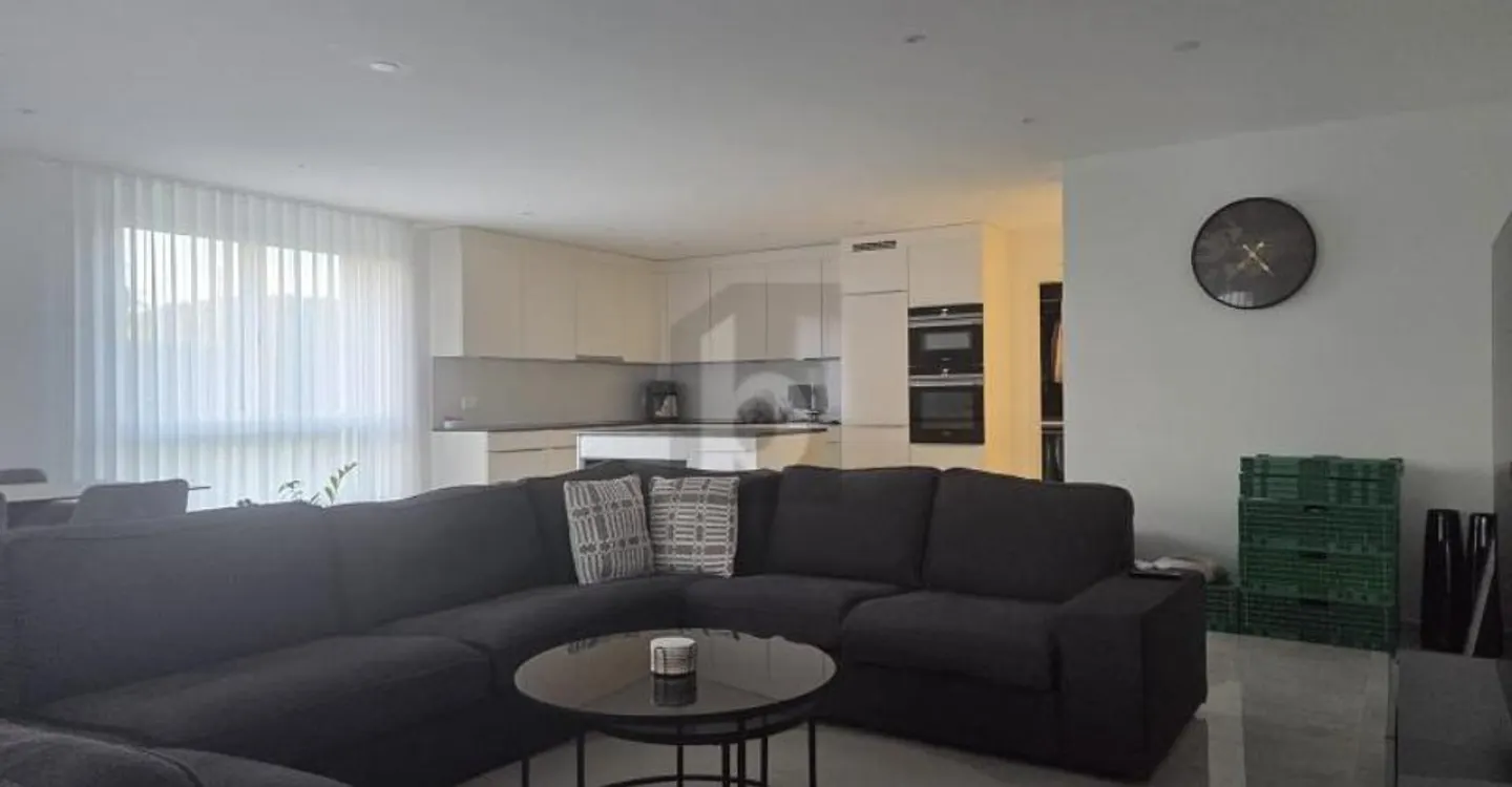 115 M² Espace de Vie avec Terrasse de Jardin de 20 M² - Photo 3 sur 5