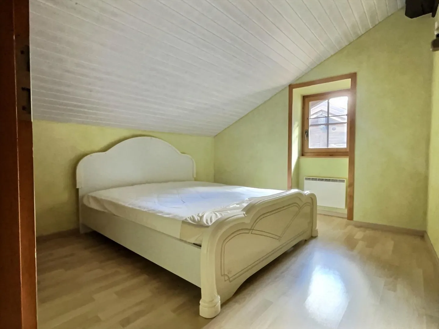 8-room House - Photo 8 of 13