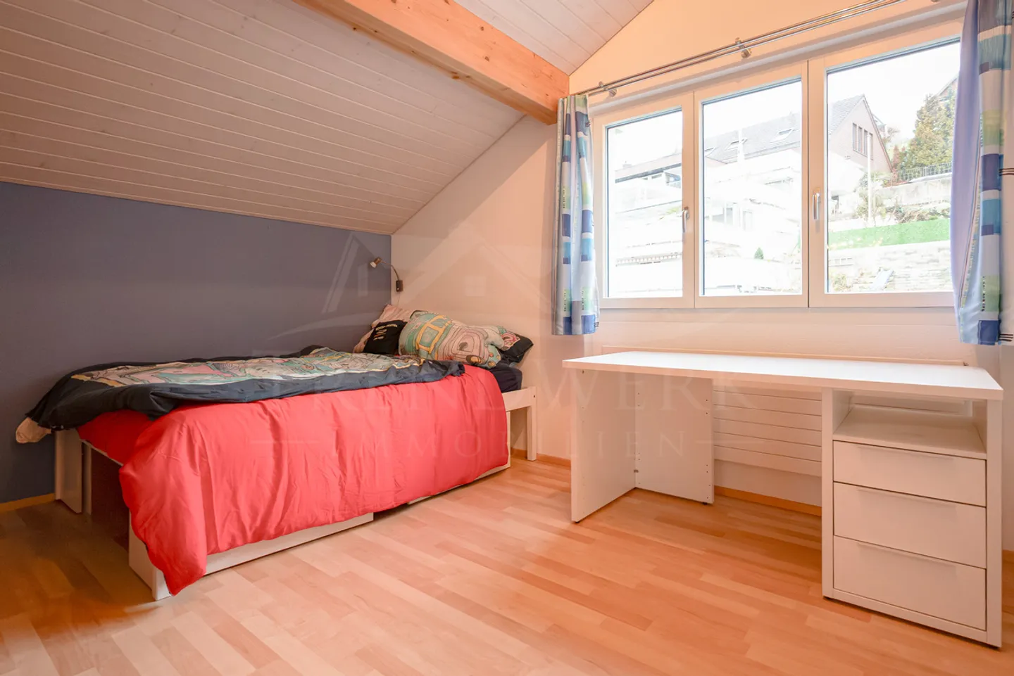 Well-maintained 7.5-room single-family house with garden in the Lucerne Seetal - Photo 8 of 14