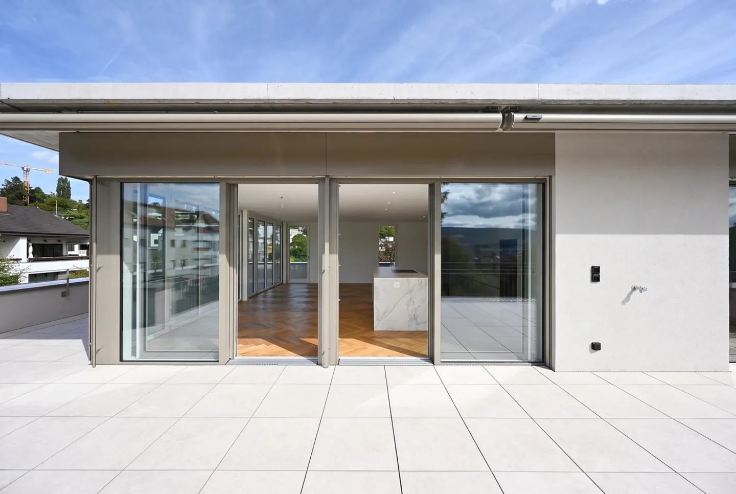 SKY RESIDENCE. ARCHITECTURE. FLEXIBILITY. - Photo 3 of 15