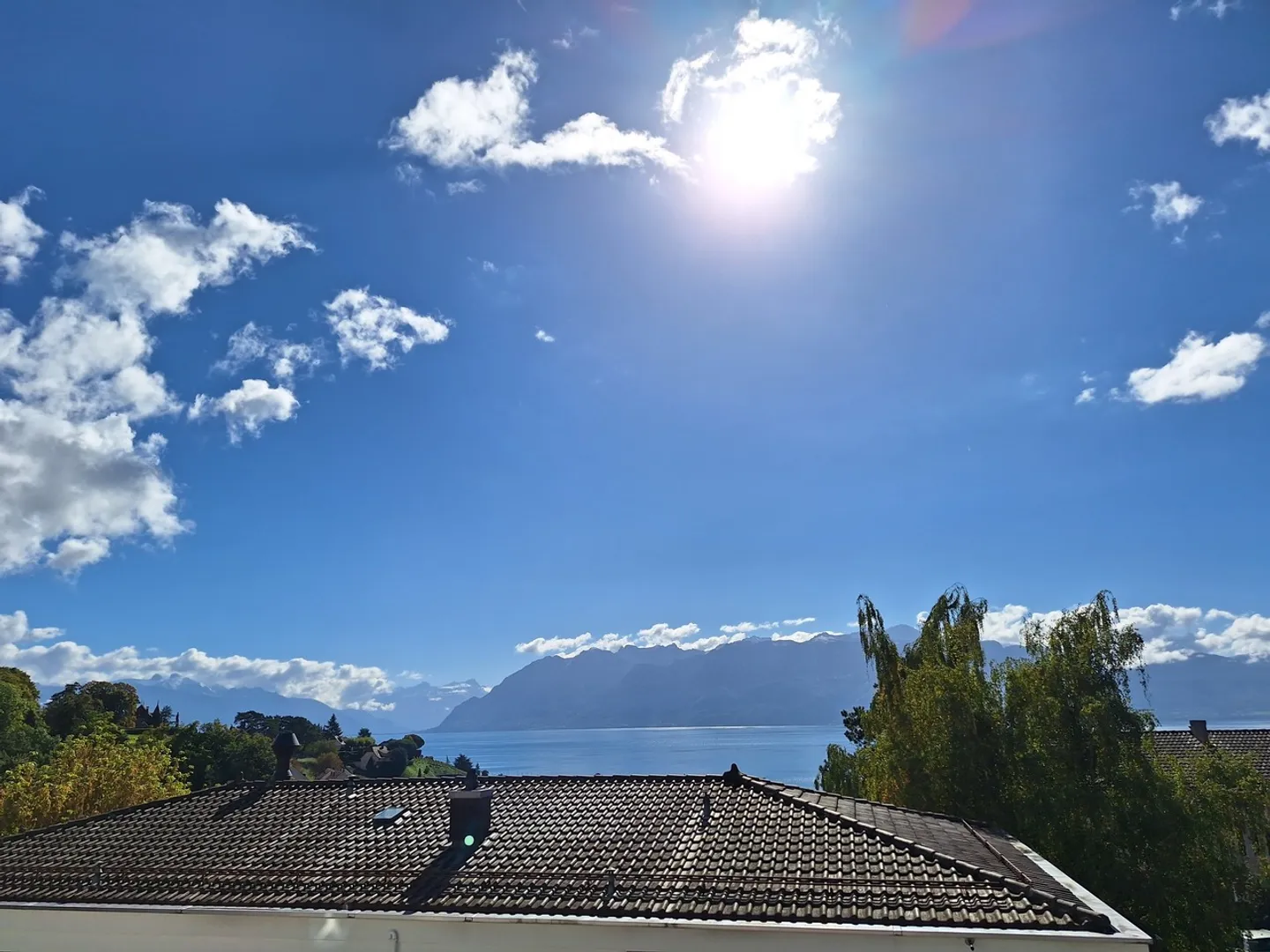 Esclusività 3,5 stanze, balconi, tranquillo, vista panoramica, parcheggio - Foto 2 di 13