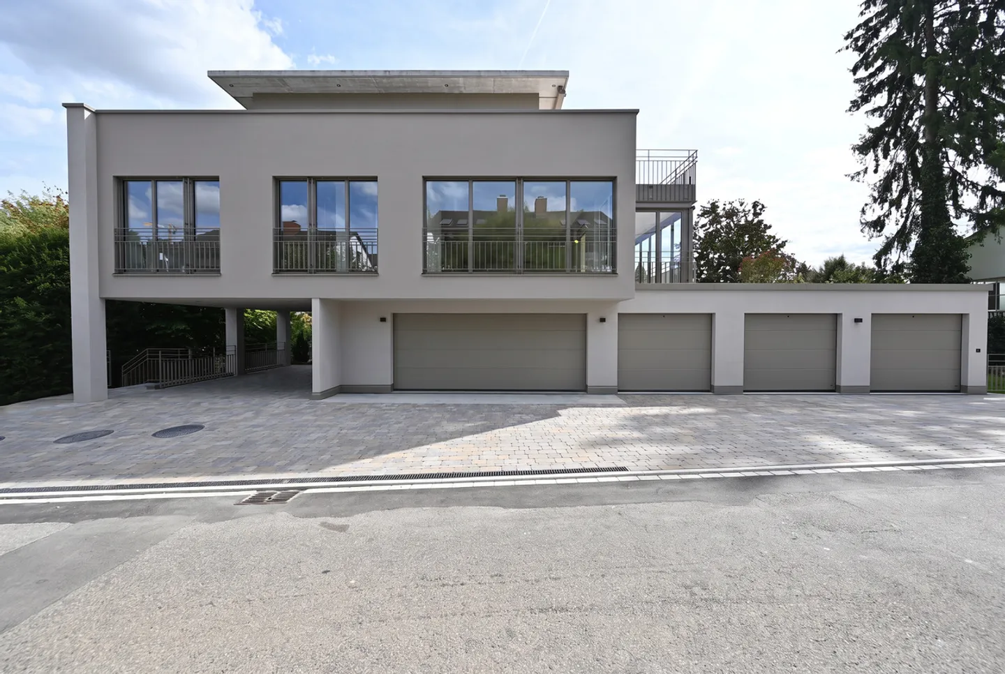 SKY RESIDENCE. ARCHITECTURE. FLEXIBILITY. - Photo 15 of 15
