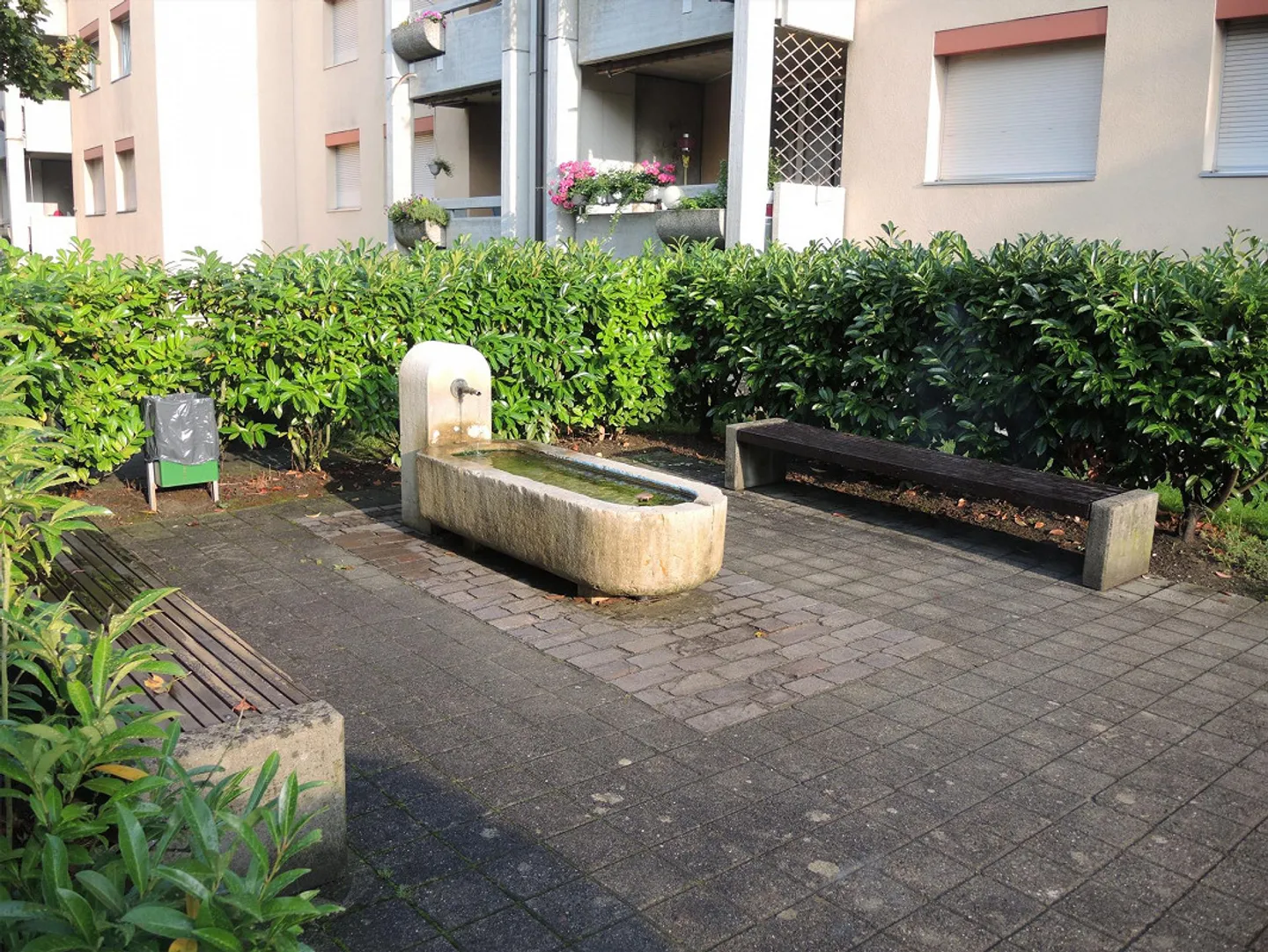 Large, renovated 4 1/2 room apartment on the 1st floor - Photo 2 of 11