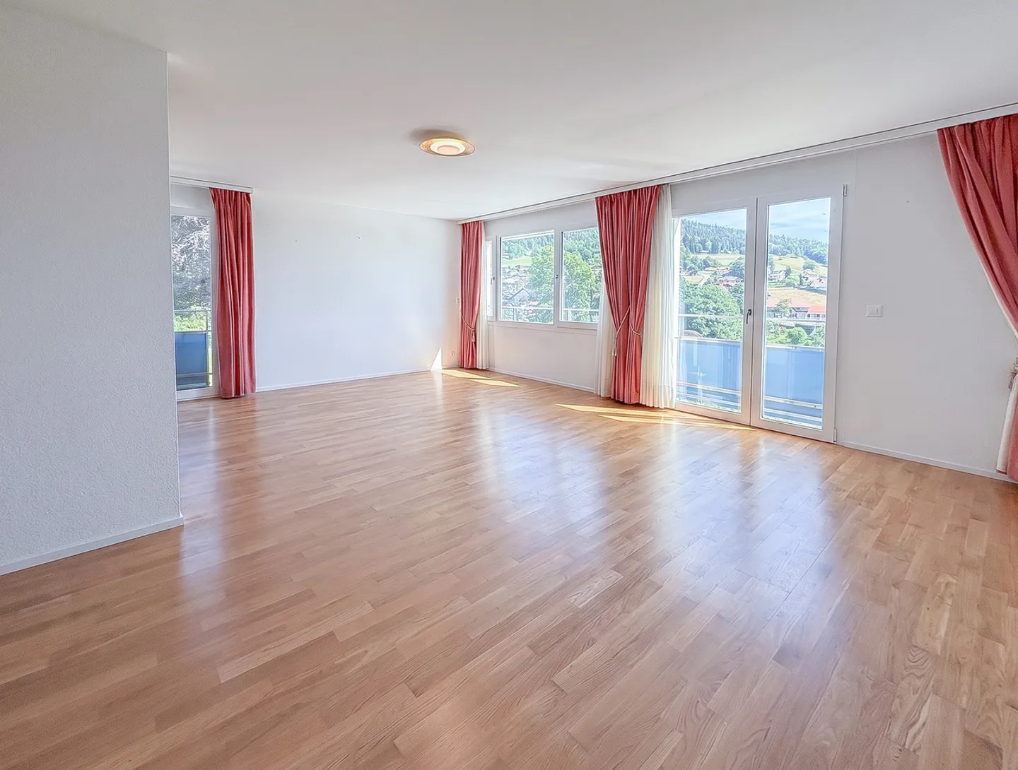 Ampio appartamento di 4,5 stanze con 127 m2 e vista magnifica - Foto 5 di 18