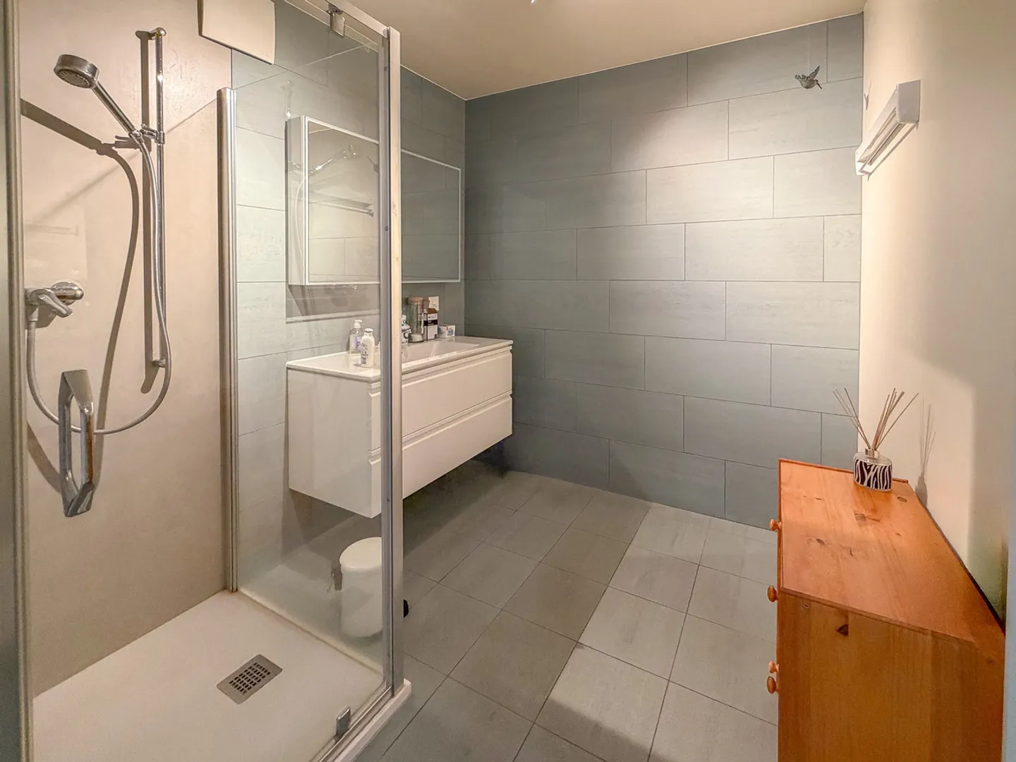 Ampio appartamento di 4,5 stanze con 127 m2 e vista magnifica - Foto 12 di 18