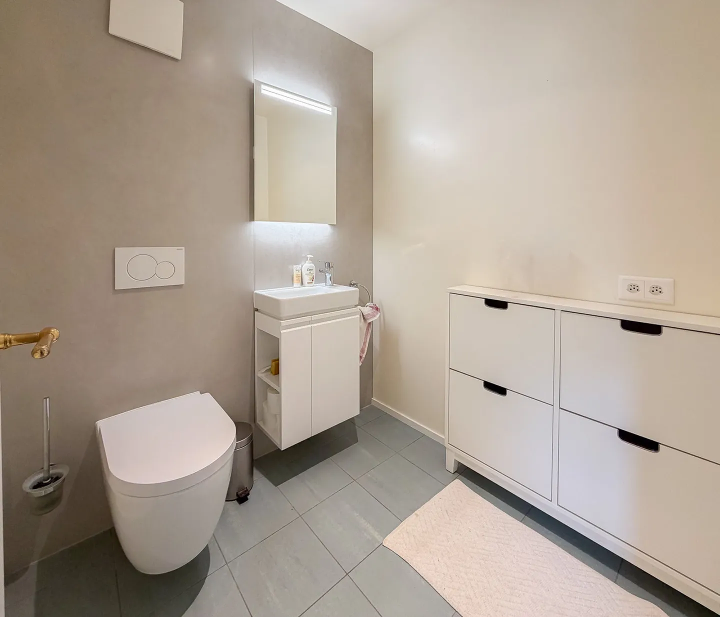Ampio appartamento di 4,5 stanze con 127 m2 e vista magnifica - Foto 13 di 18
