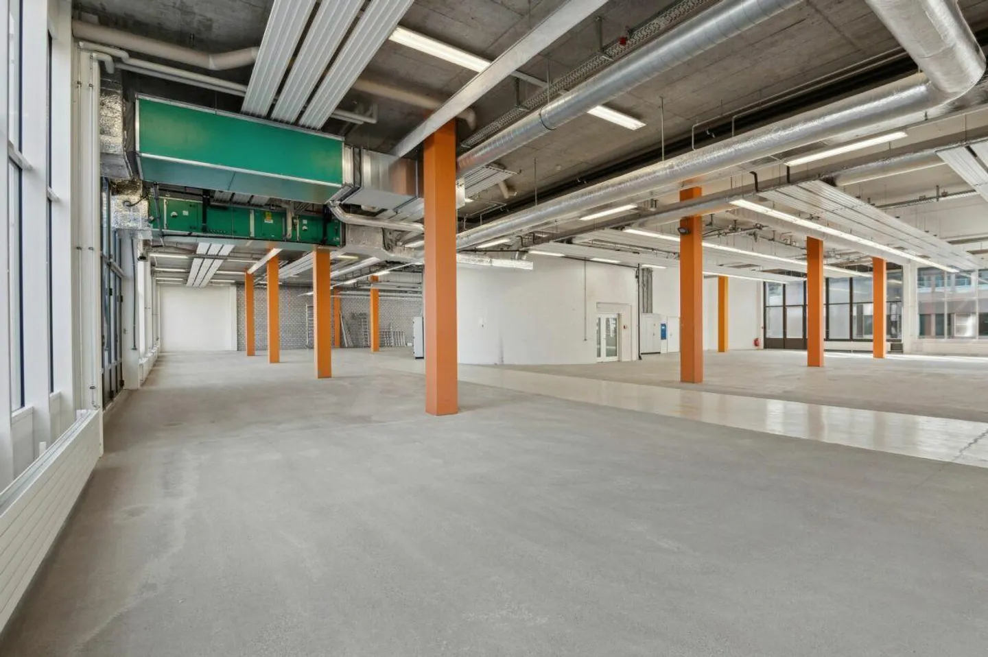 2,70m² di spazi commerciali moderni e di alta qualità al piano terra - Foto 3 di 11