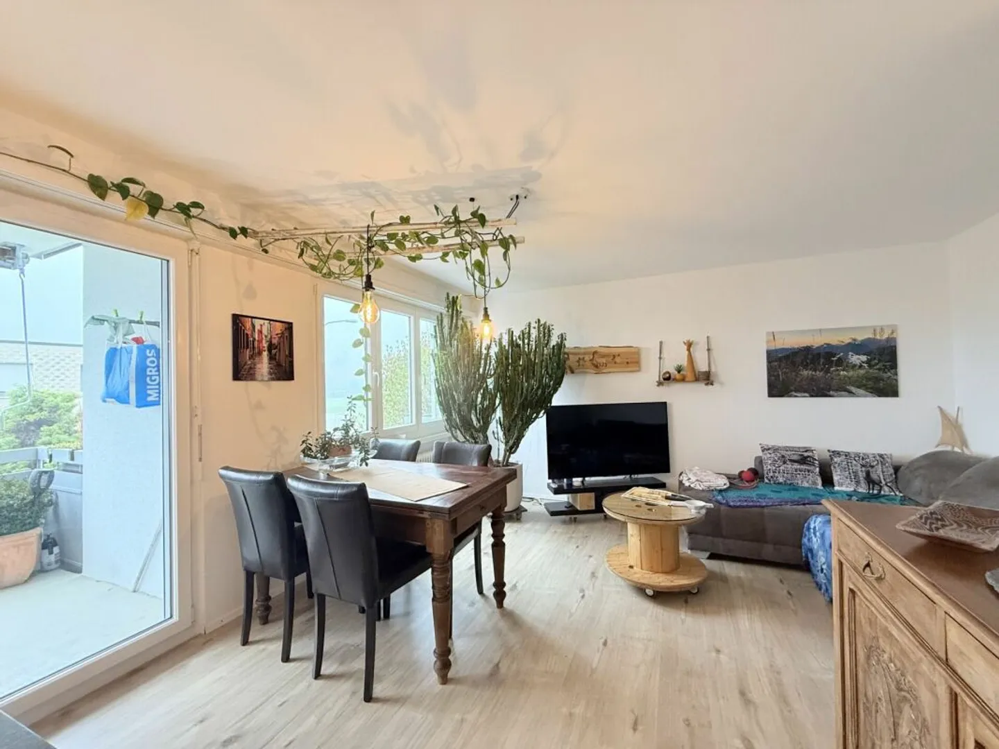 CITY APARTMENT WITH VIEW - Photo 1 of 7