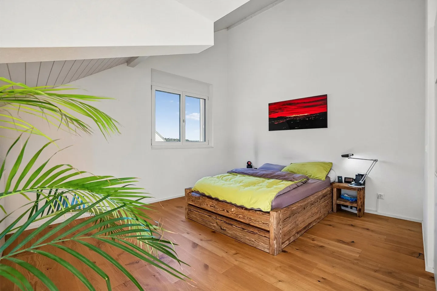 Exclusive 4 1/2 Room Penthouse with Large Sun Terrace - Photo 7 of 11