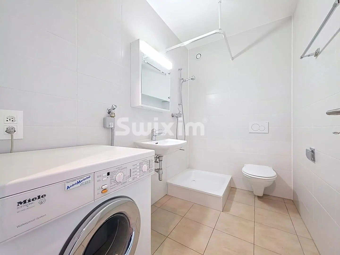 Bellissimo appartamento di 4 stanze a 1 minuto dall'Istituto Florimont - Foto 7 di 12