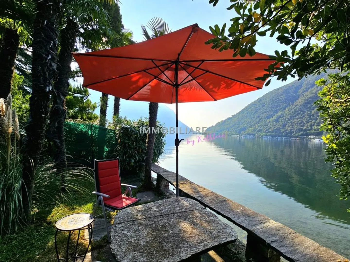 Rarität: Ferienhaus mit Bootshaus und eigenem Seezugang - Foto 2 von 16