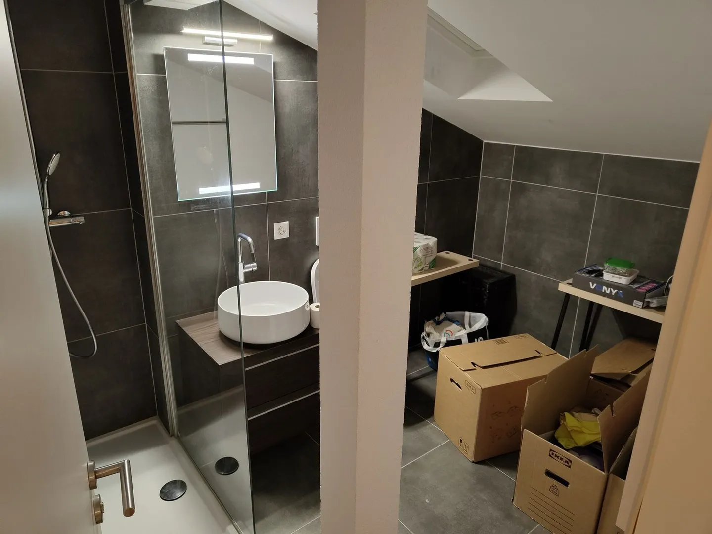 Appartamento mansardato a Sciaffusa (vicino al centro). - Foto 2 di 3