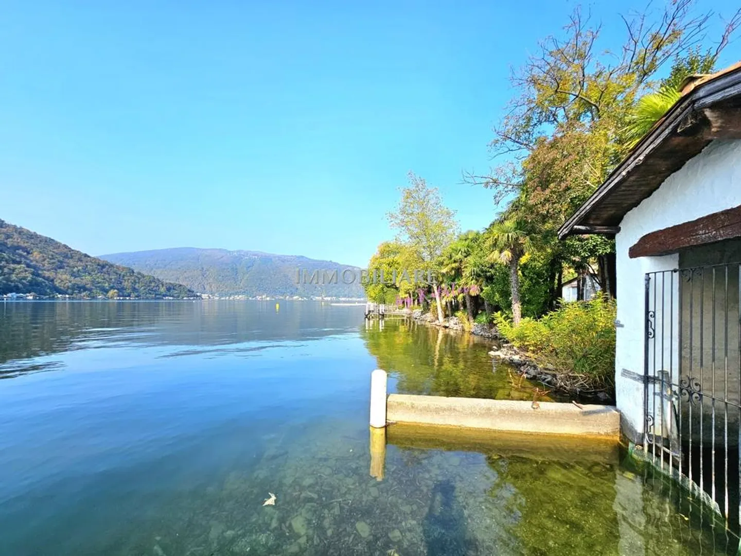 Rarität: Ferienhaus mit Bootshaus und eigenem Seezugang - Foto 4 von 16