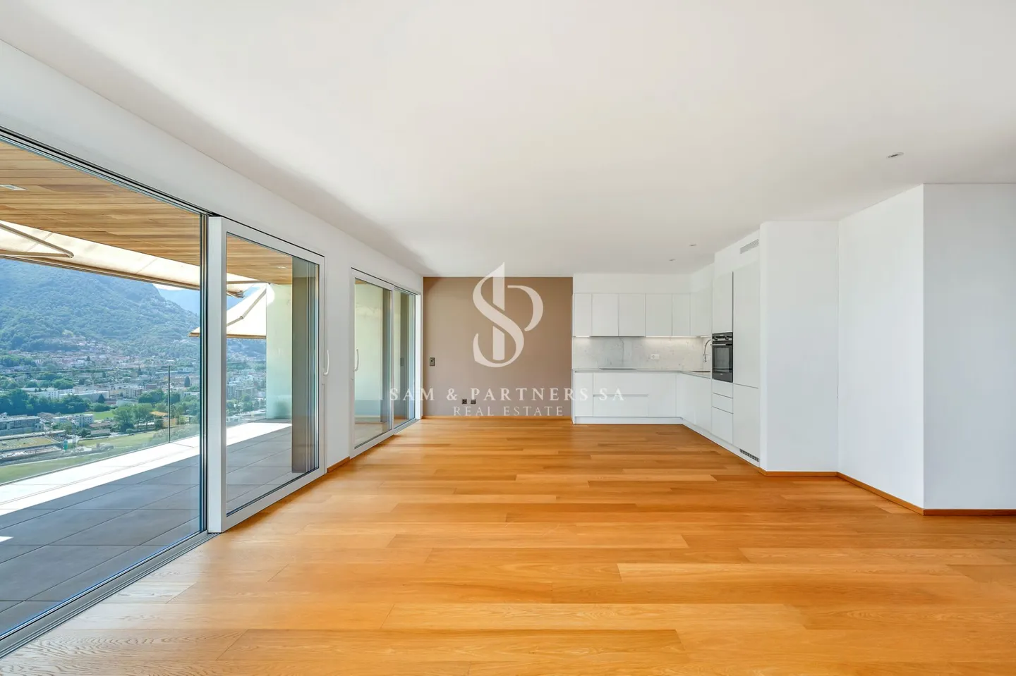 Penthouse moderne avec grande terrasse - Photo 4 sur 14