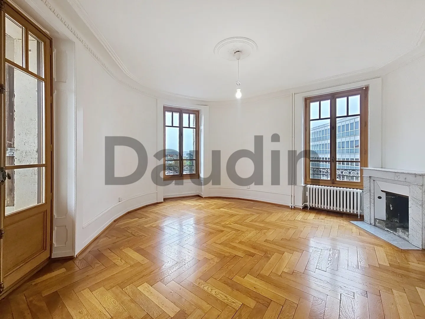 Casatax - Appartamento di 4 stanze con carattere nel cuore di Saint-Jean - Foto 1 di 6