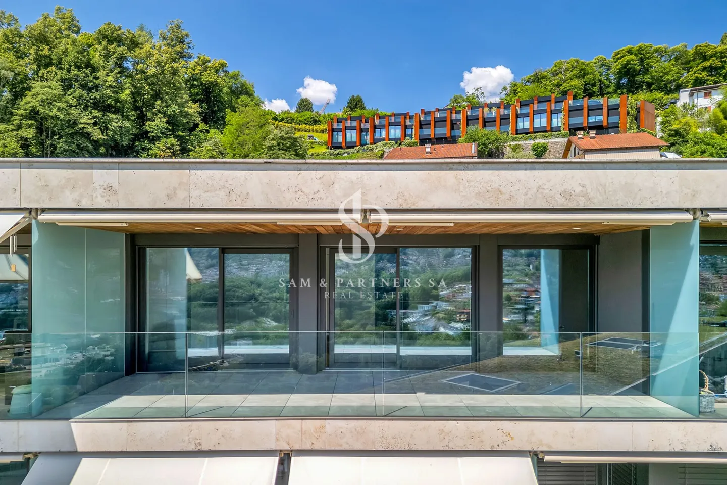 Penthouse moderne avec grande terrasse - Photo 12 sur 14