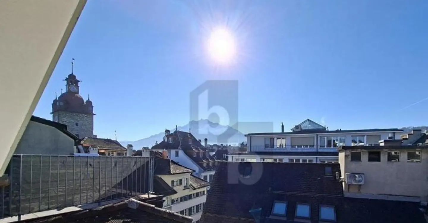 Charmante maisonette dans la vieille ville prête à emménager - Photo 1 sur 6