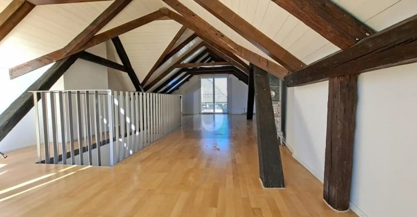 Charmante maisonette dans la vieille ville prête à emménager - Photo 2 sur 6
