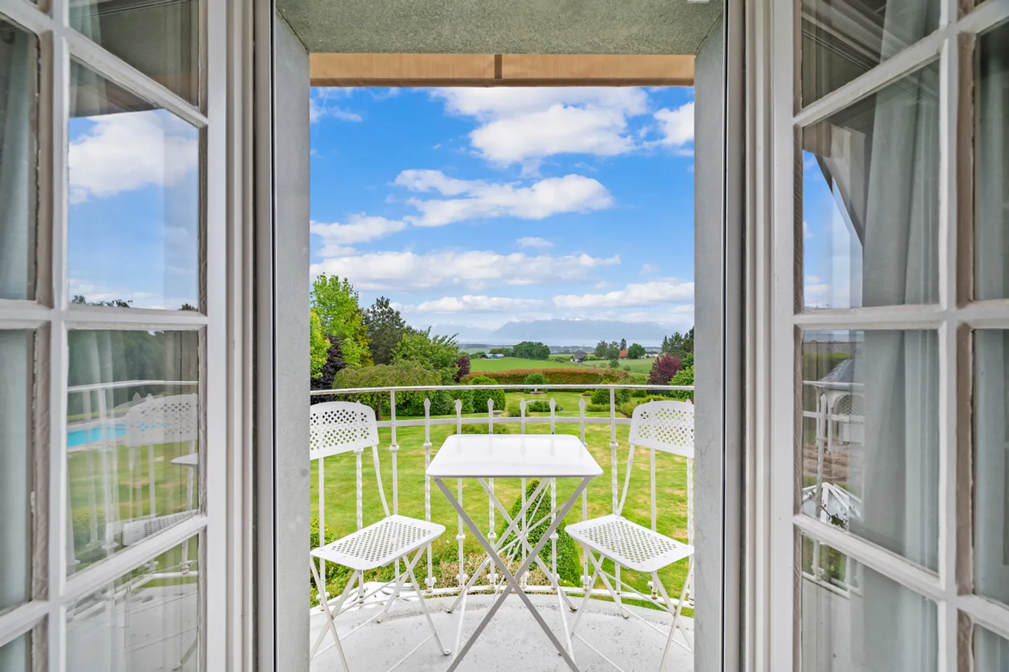 Propriété magnifique avec piscine et vue sur le lac, Apples - Photo 14 sur 21