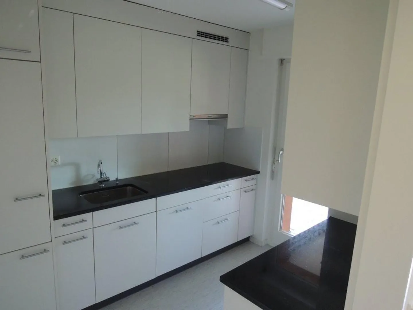 Appartement de jardin ensoleillé à Richterswil - Photo 2 sur 7