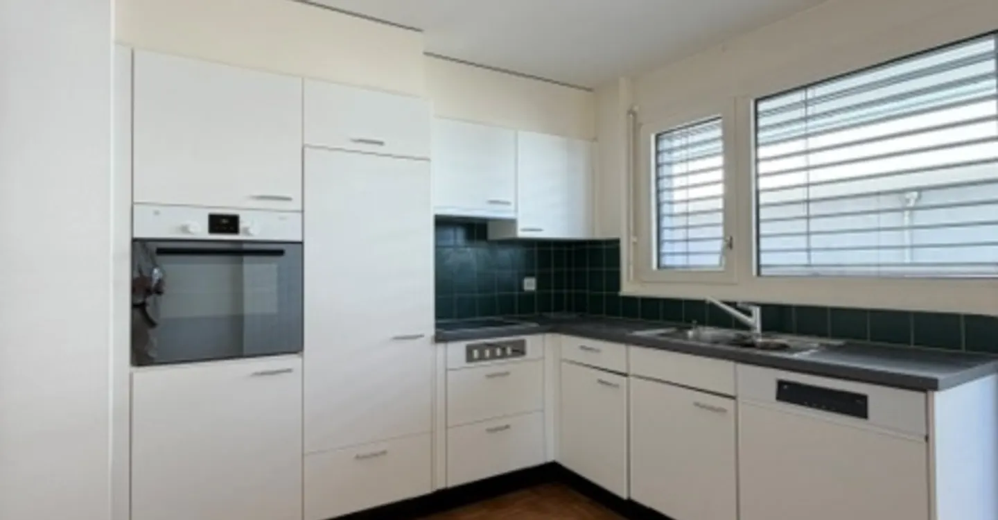 4 room apartment on the 2nd floor - Photo 2 of 10