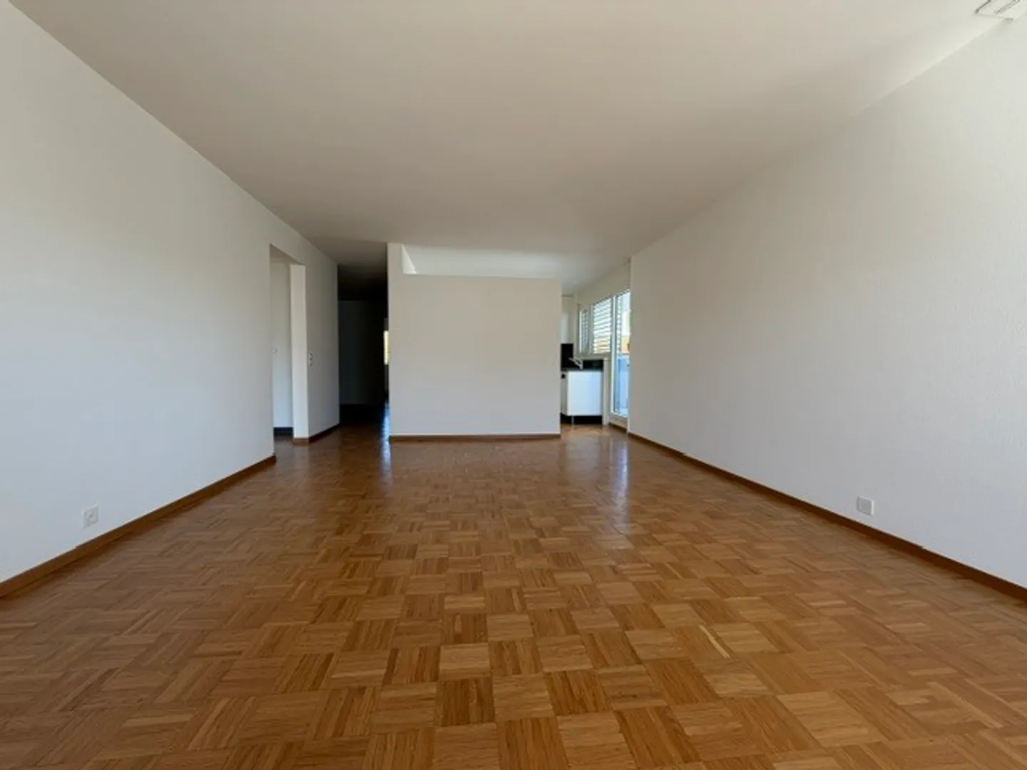 4 room apartment on the 2nd floor - Photo 9 of 10