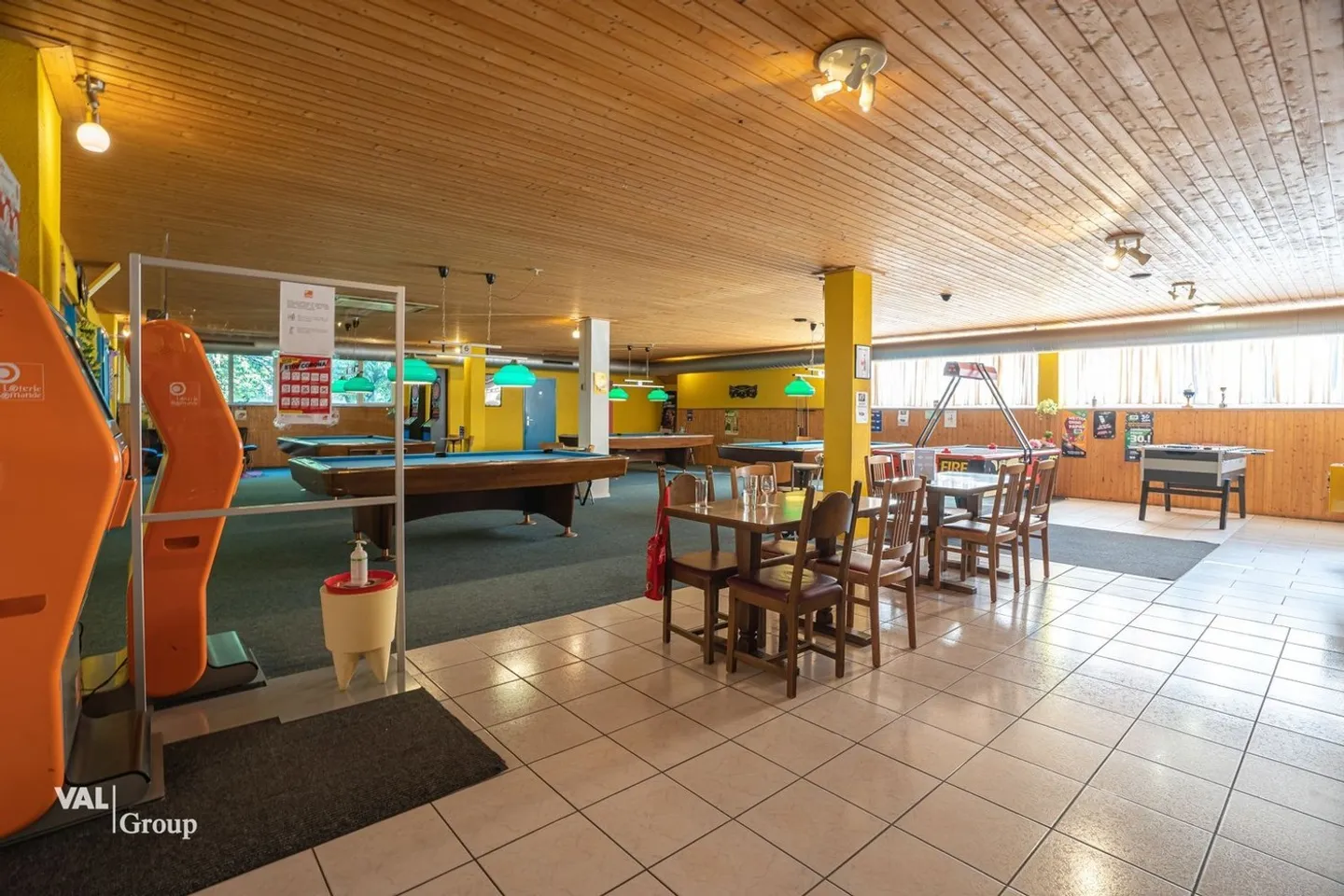 Restaurant à louer dans un bon emplacement - Photo 4 sur 13