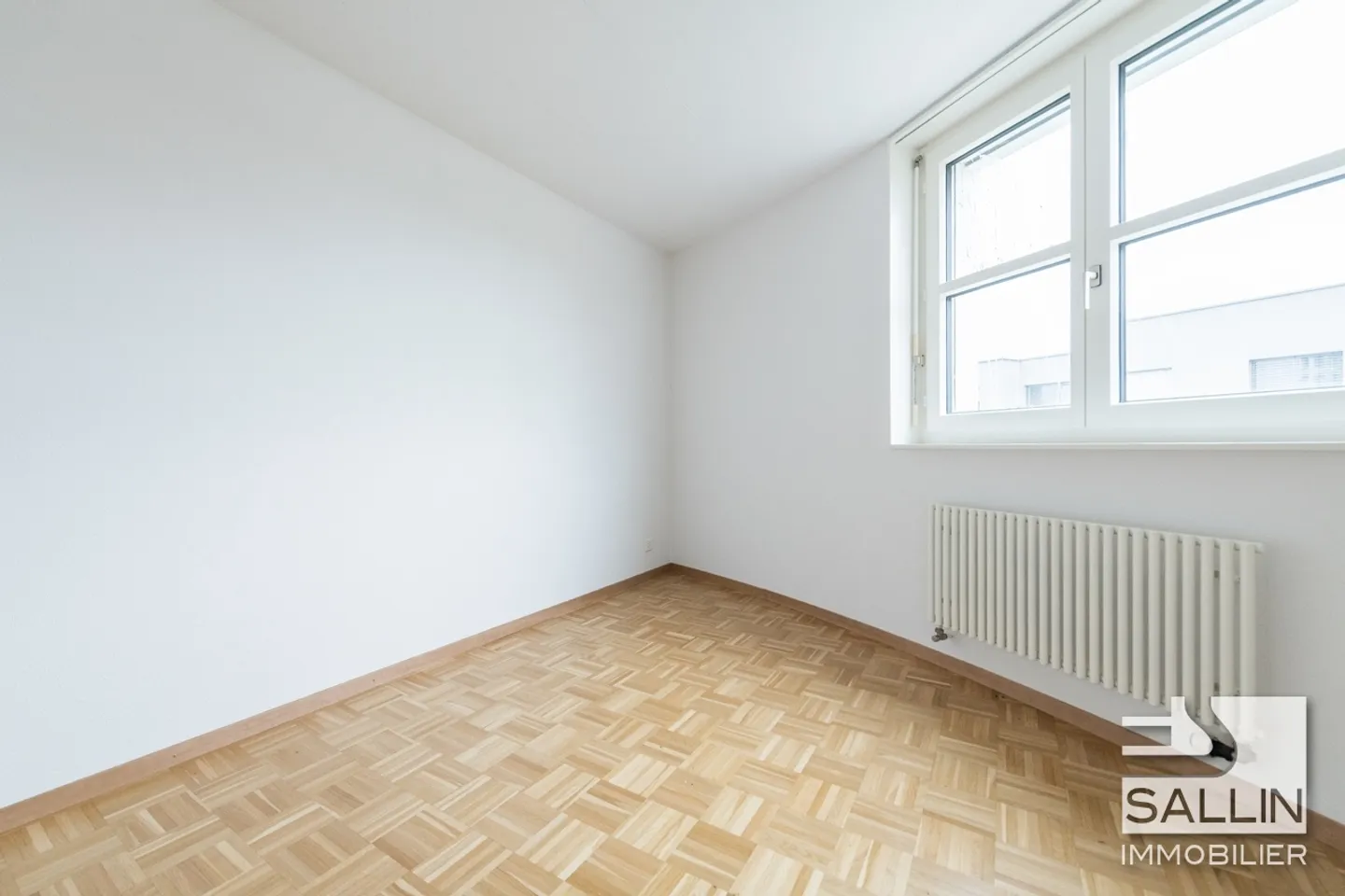 Apartment with 4 rooms - Photo 12 of 21