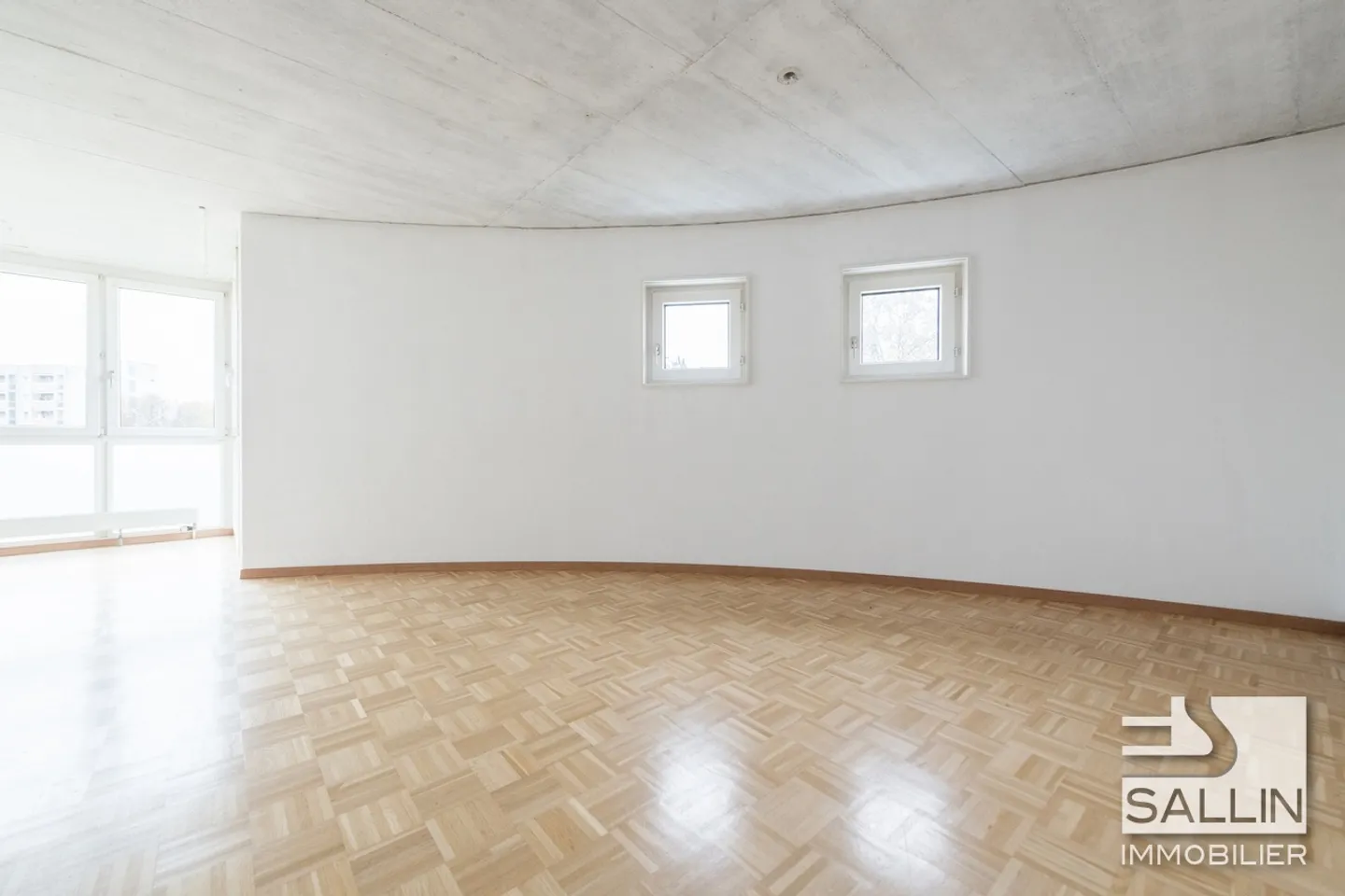 Apartment with 4 rooms - Photo 15 of 21