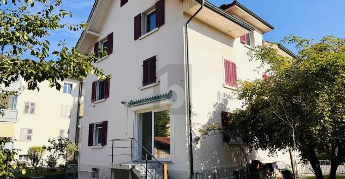 Modernes Apartment mit Garten - Foto 1 von 5