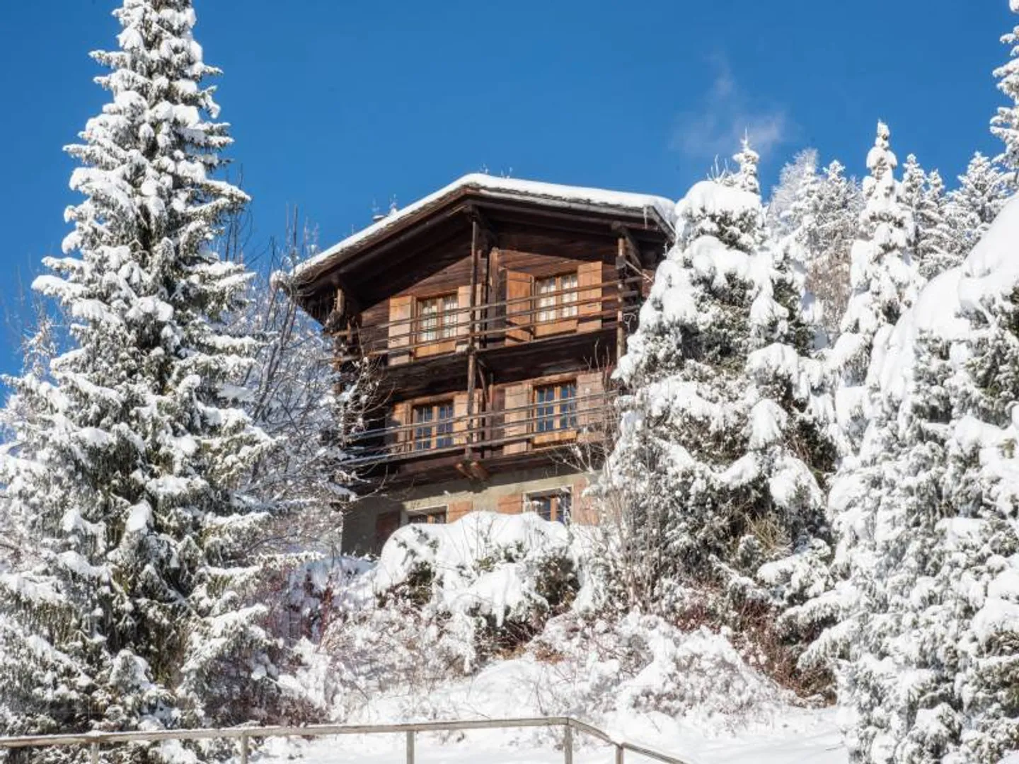Chalet avec Vue Époustouflante - Photo 1 sur 12