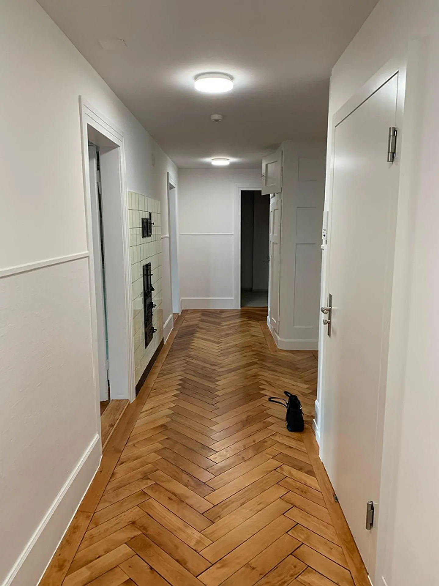 Edificio storico ristrutturato! Appartamento di 4,5 stanze in posizione centrale - Foto 8 di 8