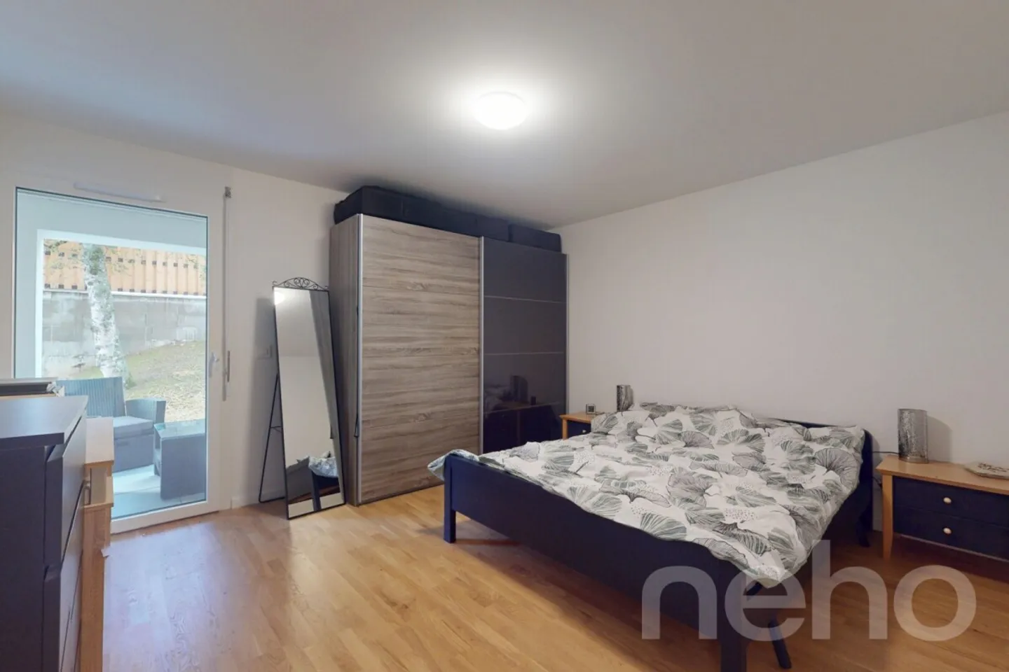 Bell'appartamento nuovo con giardino in una piccola condominio - Foto 4 di 6