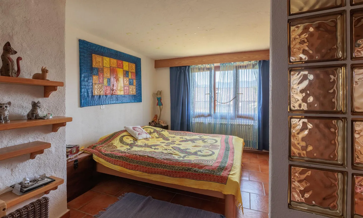 SPACIOUS MULTI-FAMILY HOUSE WITH OVER 12 ROOMS IN SAVOSA - Photo 5 of 9