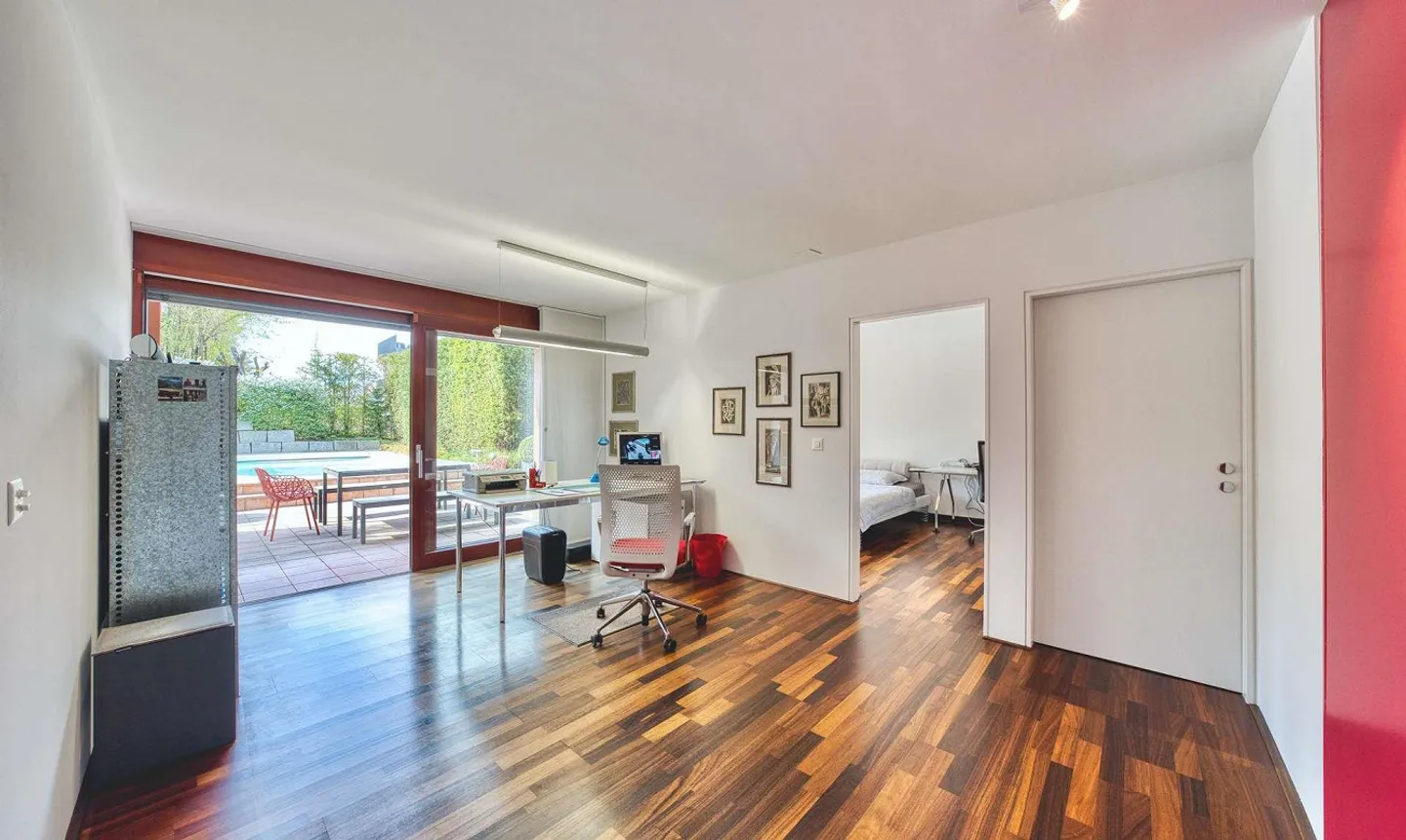 Terrace flat close to the city with pool and sauna - Photo 4 of 14