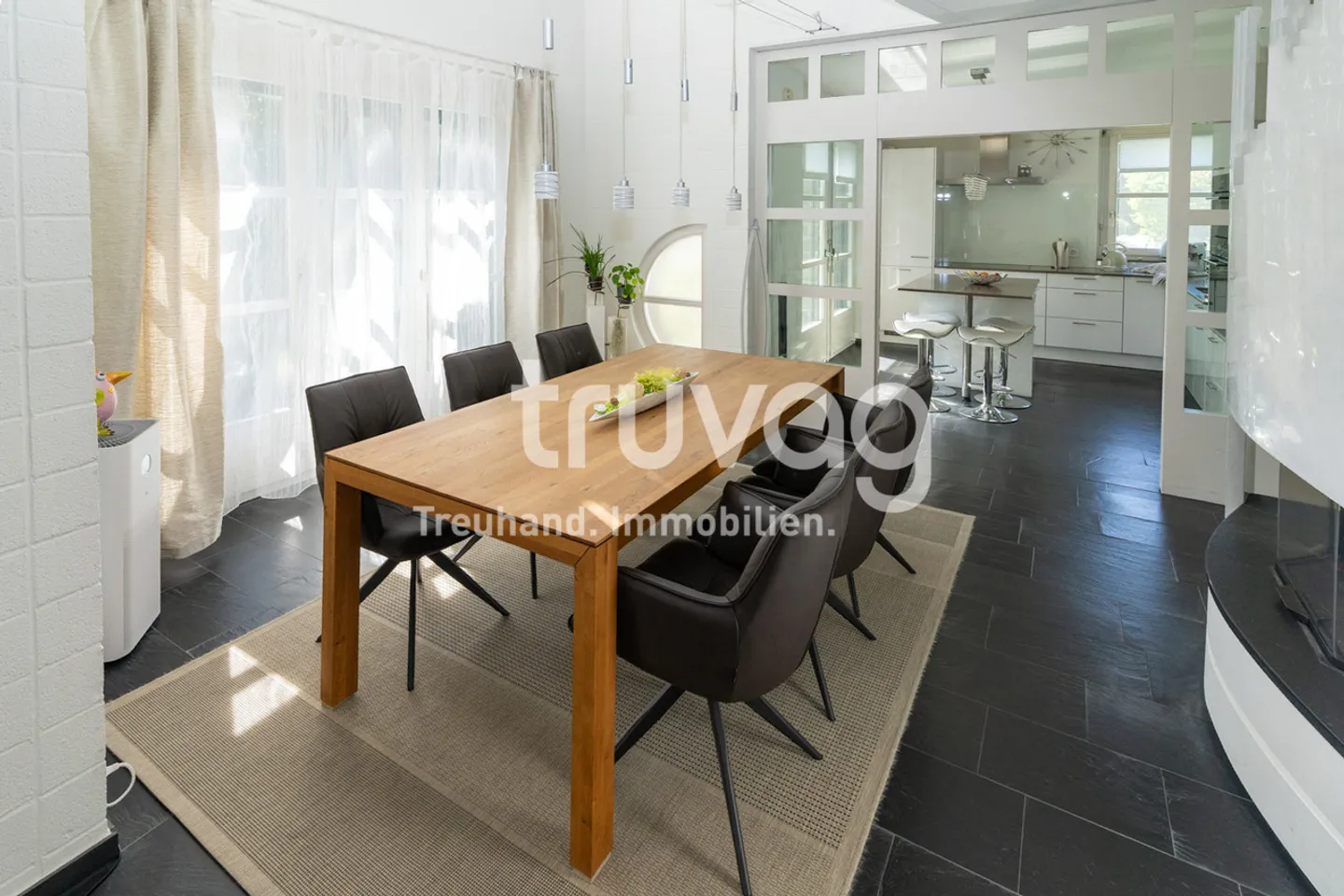 Casa unifamiliare con oasi di giardino - Foto 5 di 10
