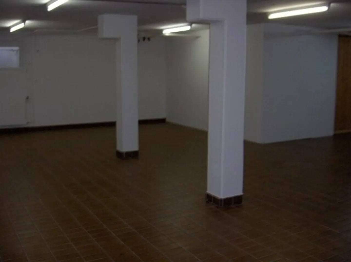 Spazio commerciale attraente con possibilità di utilizzo versatile - Foto 9 di 9