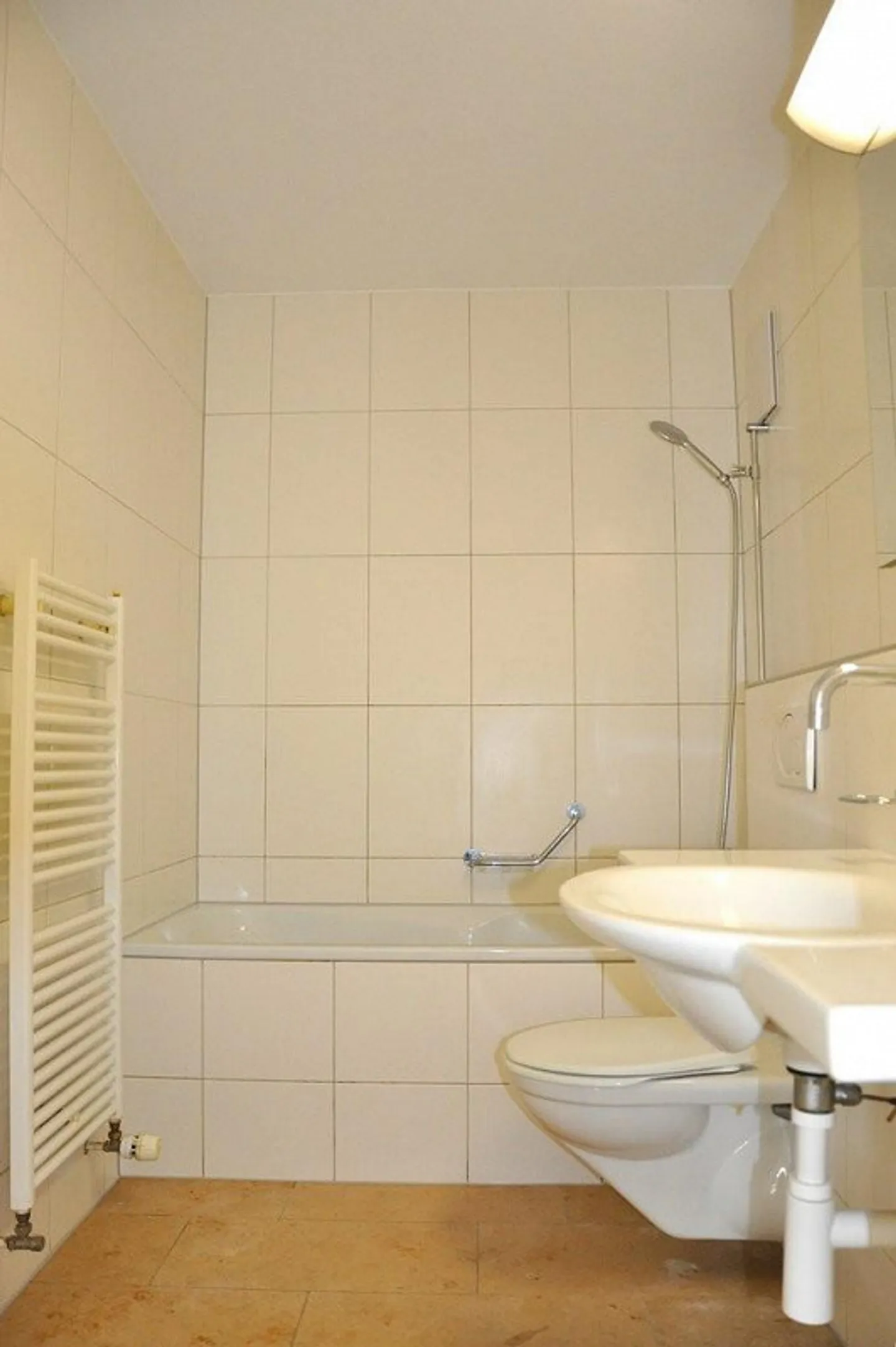 Sonnige 4-Zimmer-Wohnung in Muri b. Bern - Foto 6 von 8