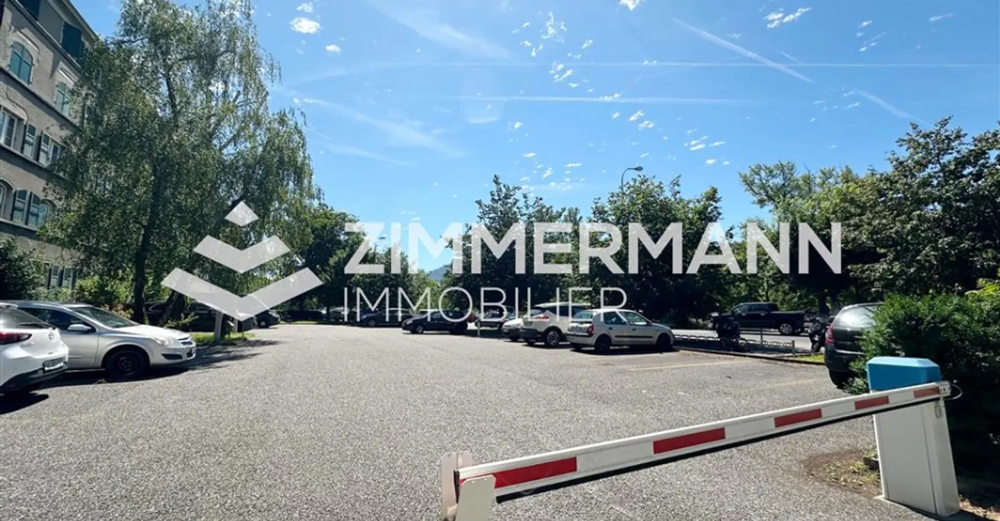 Parkplatz - Foto 1 von 3