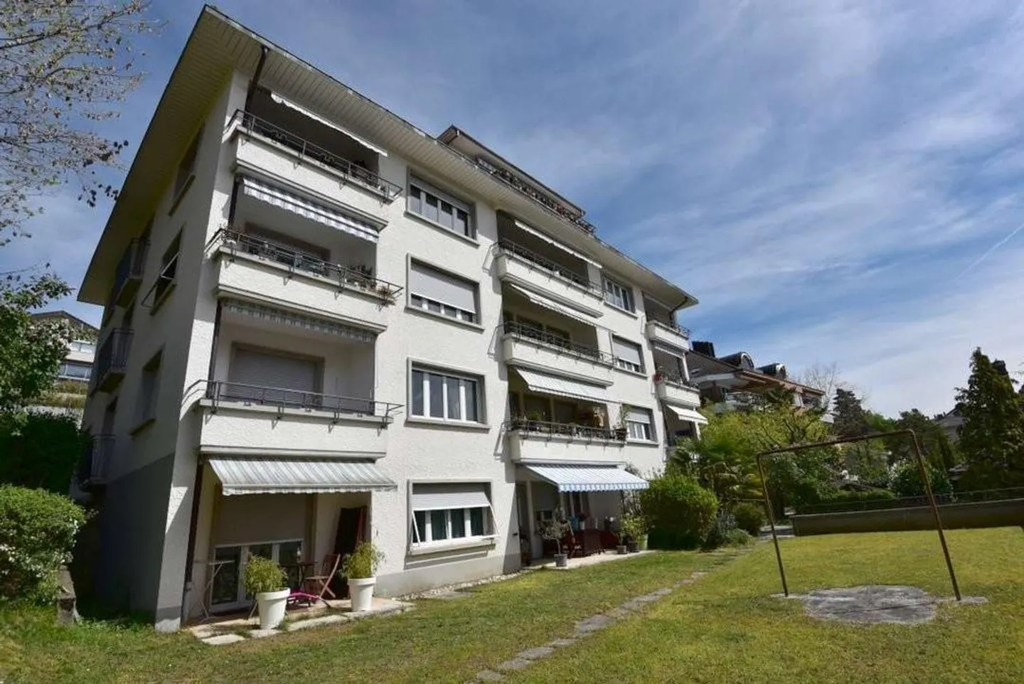 Bel appartamento di 2 stanze in un quartiere tranquillo - Foto 1 di 1