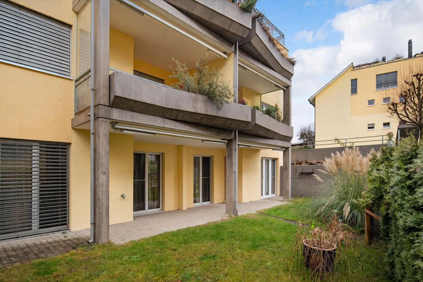 Paradiso Abitativo Spazioso di 5.5 Stanze - Foto 10 di 11